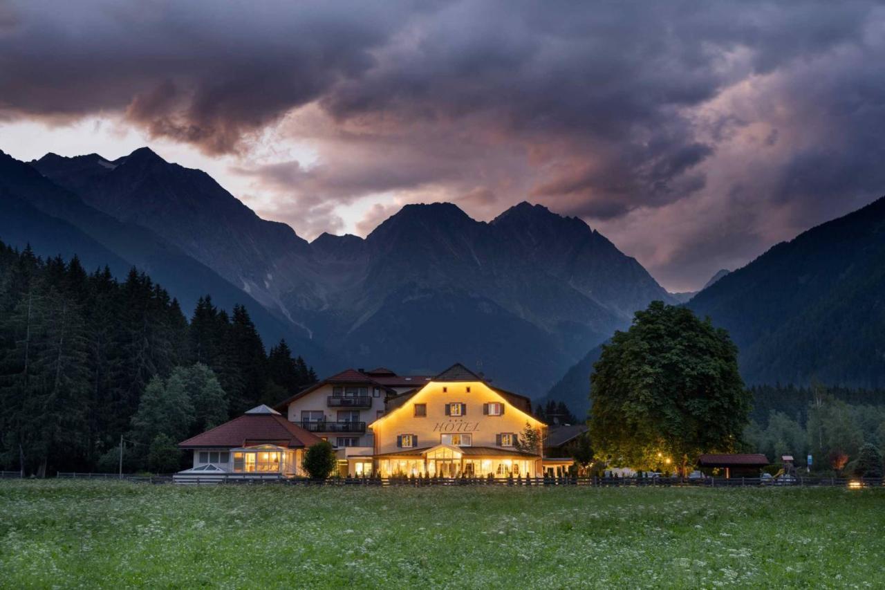 Hotel Bad Salomonsbrunn Anterselva di Mezzo Exterior photo