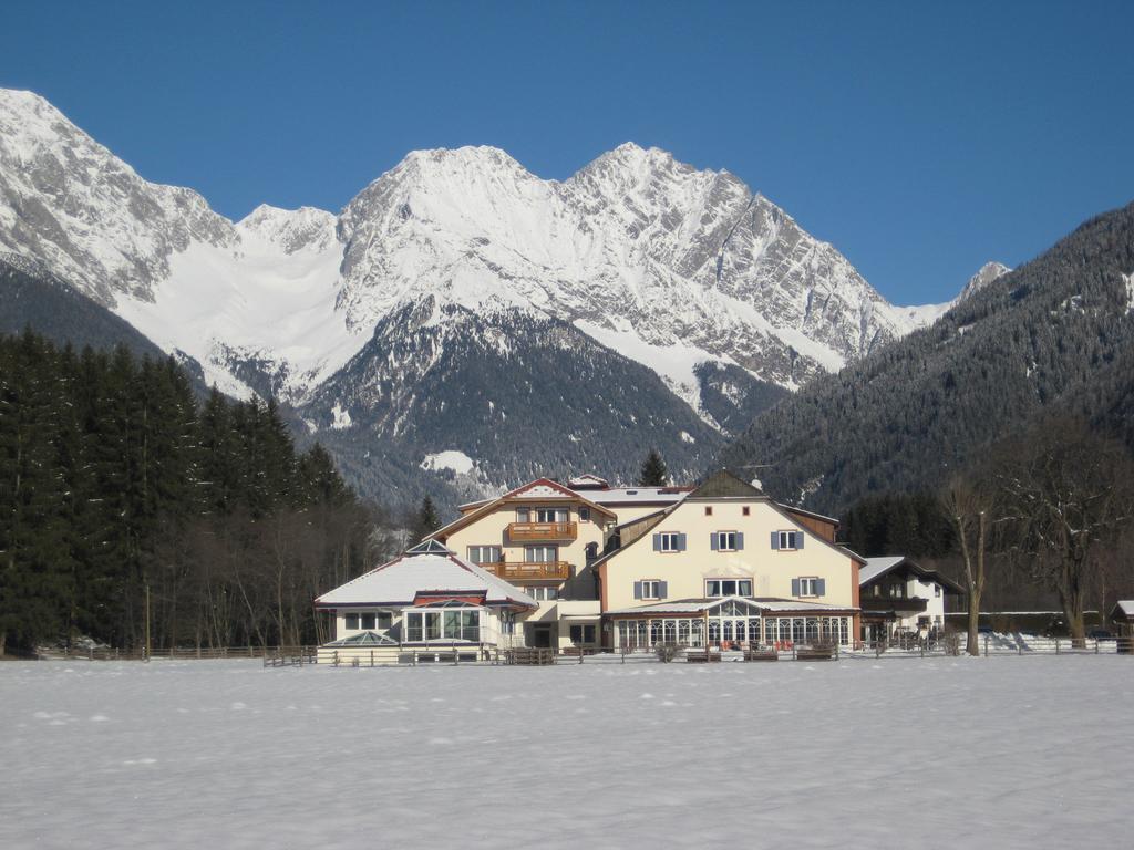 Hotel Bad Salomonsbrunn Anterselva di Mezzo Exterior photo